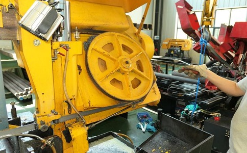 鹤峰金属带锯床的日常使用和保养注意事项！